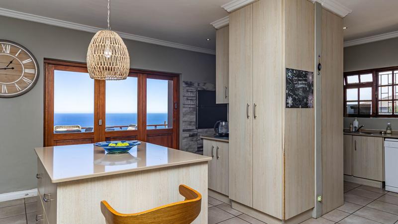 7 Bedroom Property for Sale in Dana Bay Western Cape